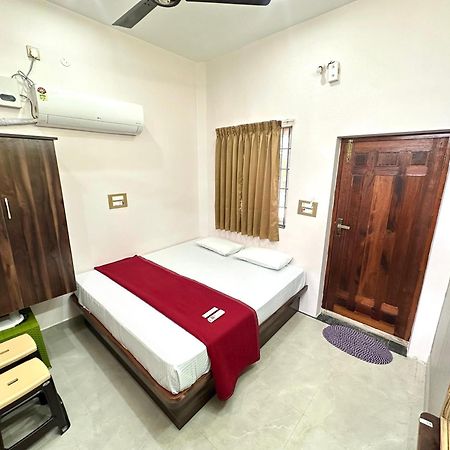Om Lingeswaran Home Stay Tiruvannāmalai Buitenkant foto