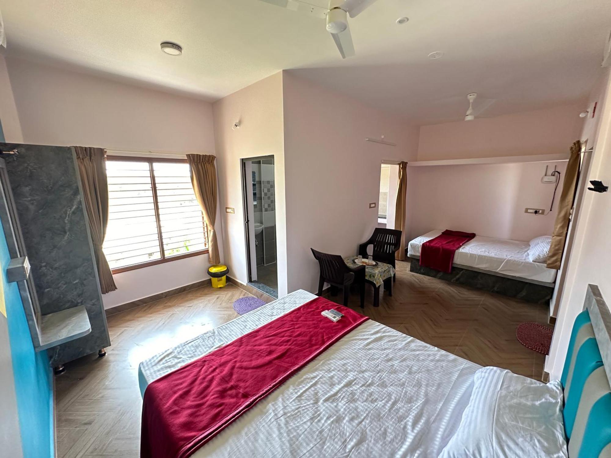 Om Lingeswaran Home Stay Tiruvannāmalai Buitenkant foto