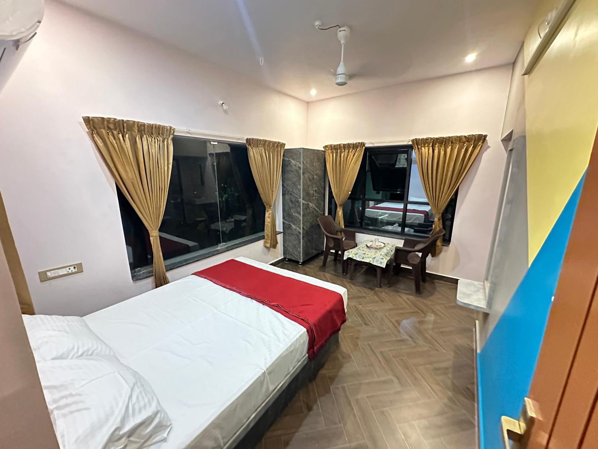 Om Lingeswaran Home Stay Tiruvannāmalai Buitenkant foto