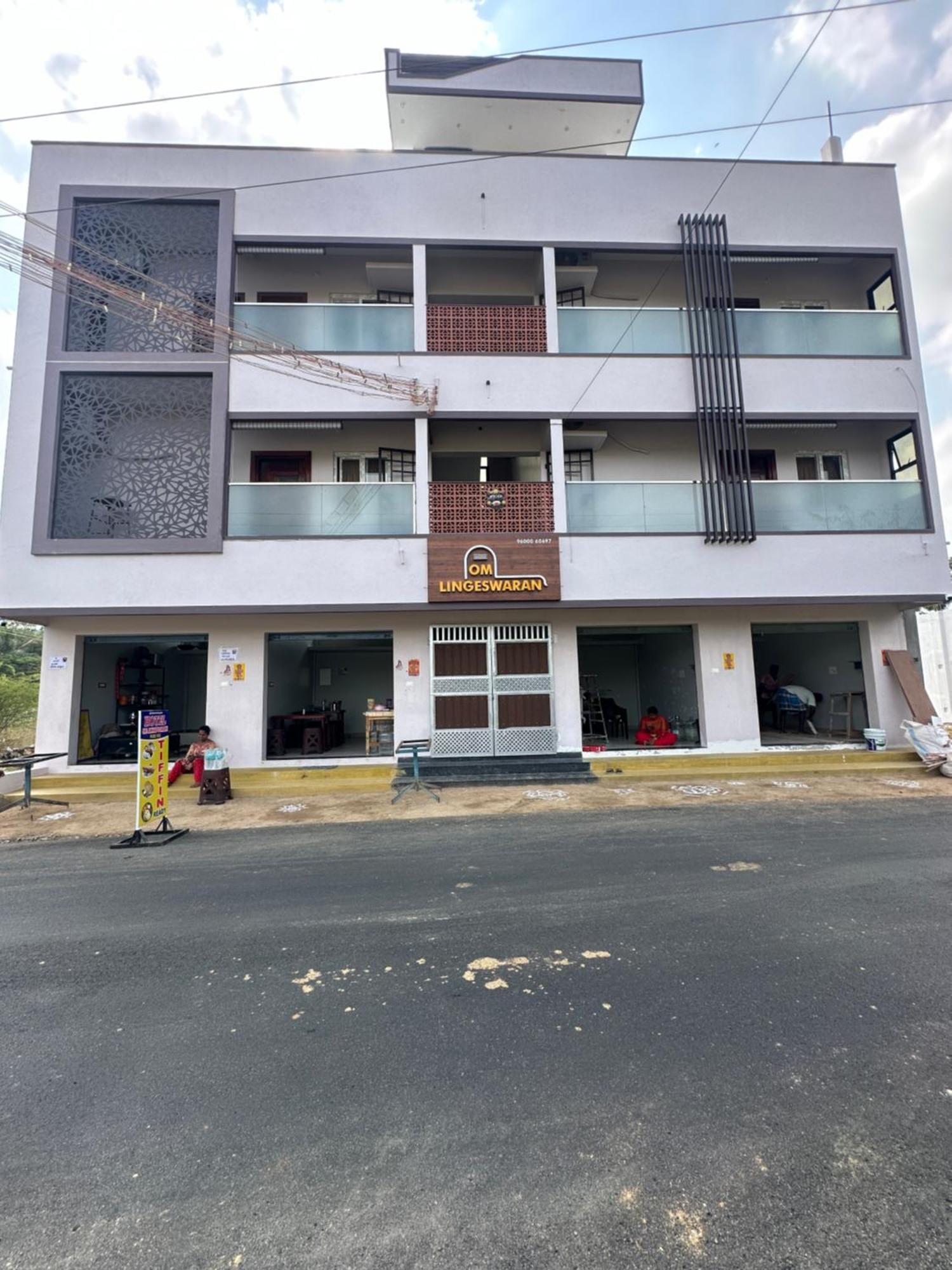 Om Lingeswaran Home Stay Tiruvannāmalai Buitenkant foto