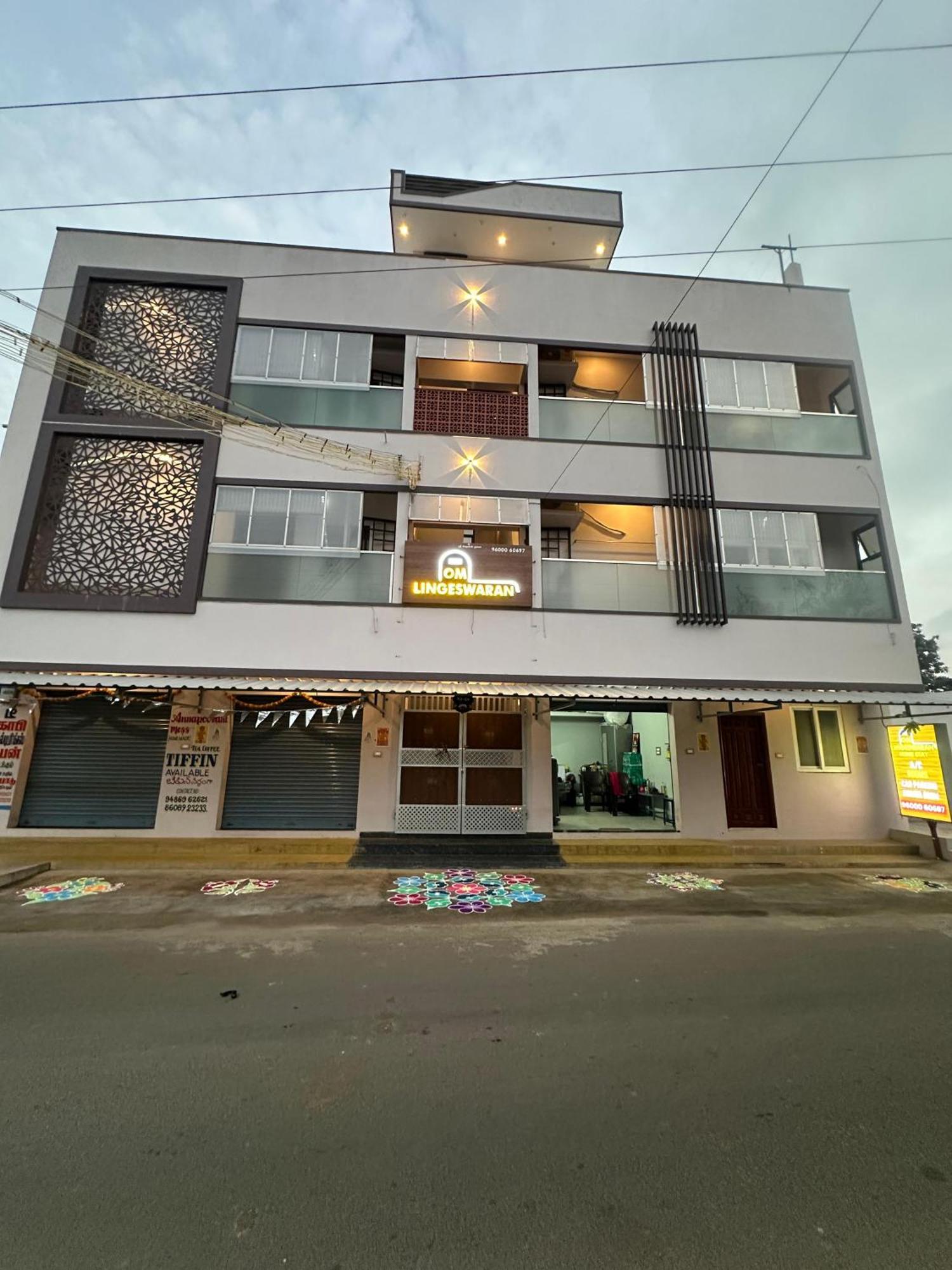 Om Lingeswaran Home Stay Tiruvannāmalai Buitenkant foto